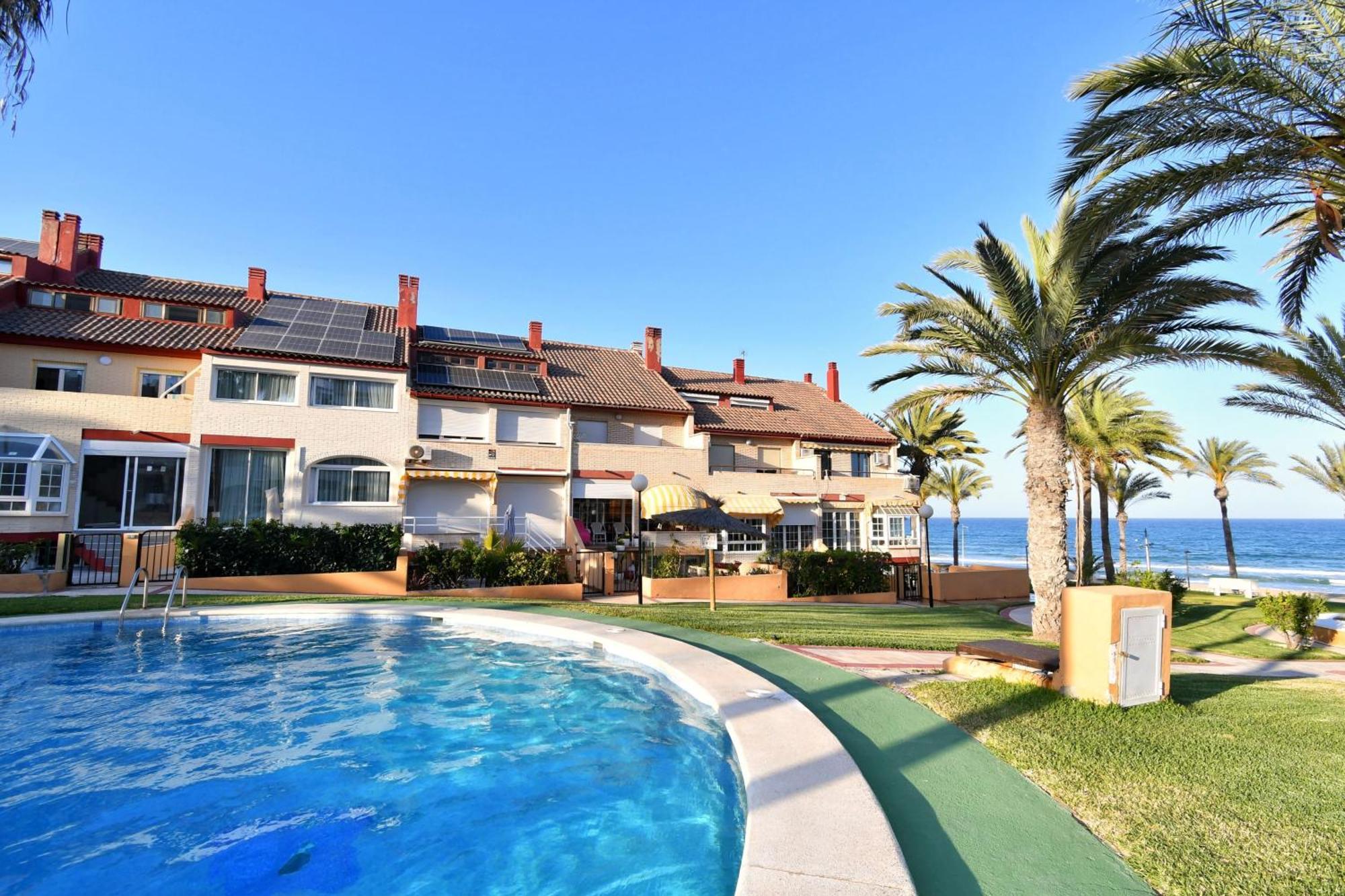Muchavista Playa Alicante 坎佩略 外观 照片